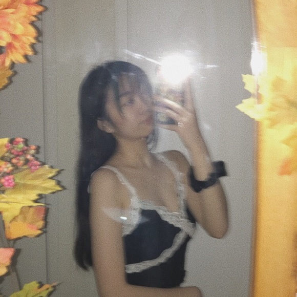 Meet your Posher, Mary gabrielle - Picture 1 of 1